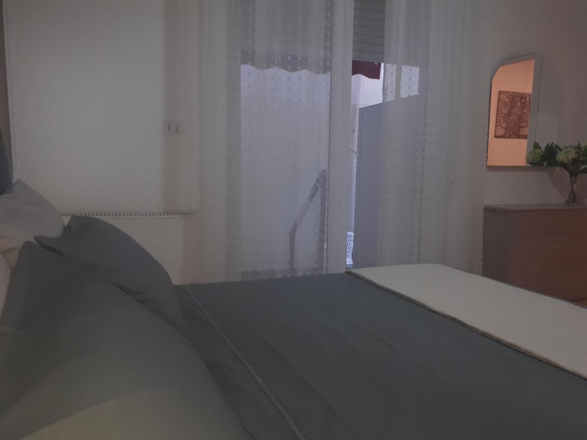 Appartamento Central House Caserta Esterno foto